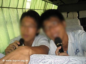 我們也是凡人二重唱，歌聲不輸給偶像喔！